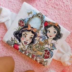 Snow White Themed Tshirt XS-4X